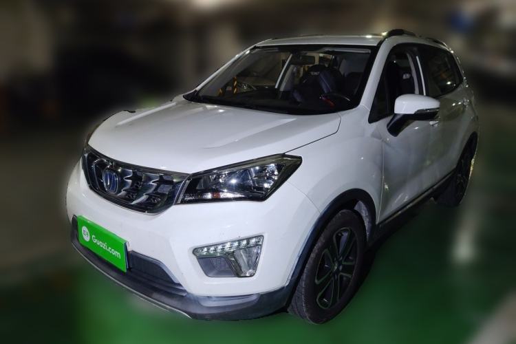 Used CHANGAN CS15 2016 1.5L Manual Luxury Edition Guazi used car, China used car export, Used car for sale, Used cars, Cheapest cars for sale