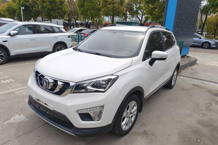 Used CHANGAN CS15 2016 1.5L Automatic Luxury Edition