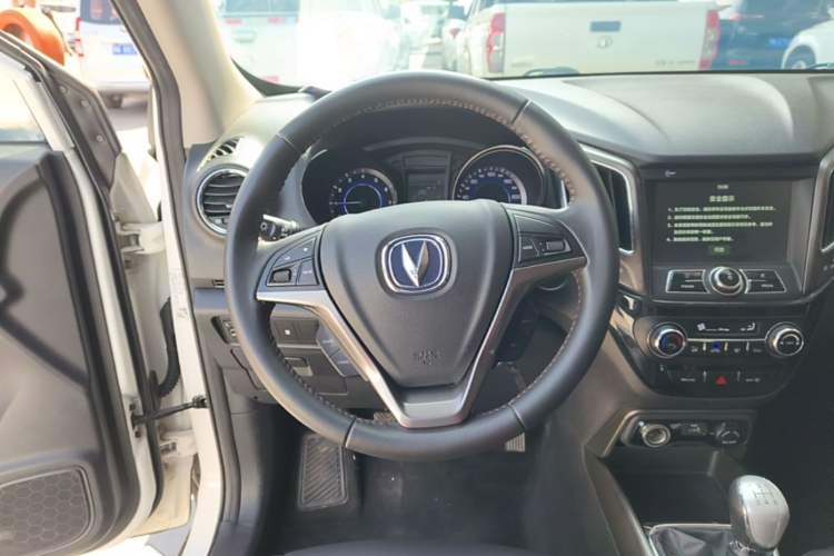 Used CHANGAN CS15 2016 1.5L Manual Luxury Edition Steering Wheel