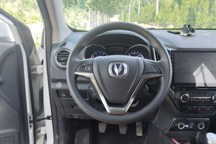 Used CHANGAN CS15 2016 1.5L Manual Fashion Edition Steering Wheel