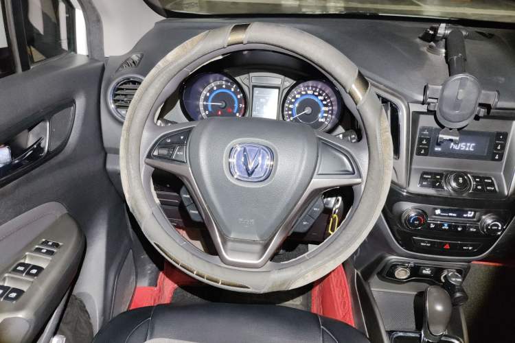 Used CHANGAN CS15 2016 1.5L Automatic Fashion Edition Steering Wheel