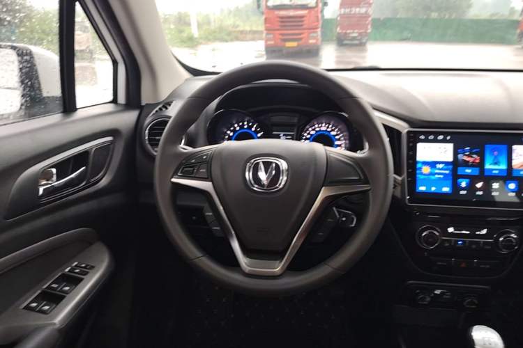 Used CHANGAN CS15 2016 1.5L Manual Fashion Edition Steering Wheel
