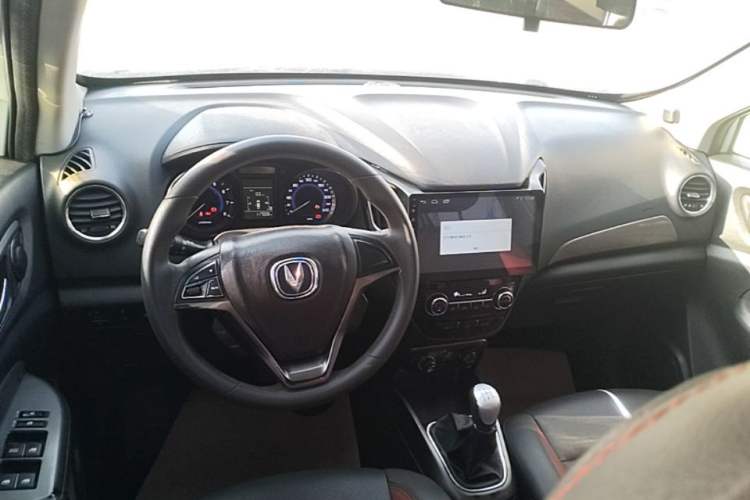 Used CHANGAN CS15 2016 1.5L Manual Fashion Edition Steering Wheel
