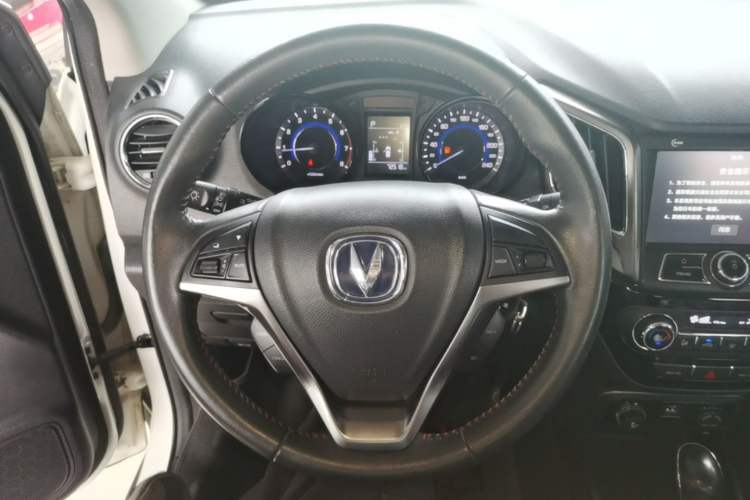 Used CHANGAN CS15 2016 1.5L Automatic Luxury Edition Steering Wheel