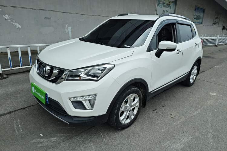 Used CHANGAN CS15 2016 1.5L Automatic Luxury Edition Guazi used car, China used car export, Used car for sale, Used CHANGAN cars, Cheapest cars for sale