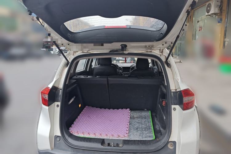 Used CHANGAN CS15 2016 1.5L Manual Fashion Edition Trunk