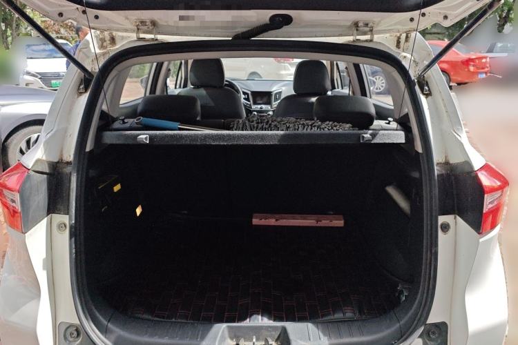 Used CHANGAN CS15 2016 1.5L Manual Fashion Edition Trunk