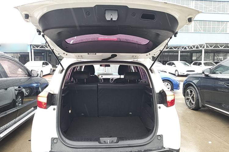 Used CHANGAN CS15 2016 1.5L Manual Fashion Edition Trunk