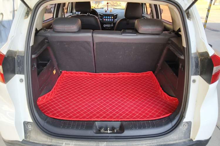 Used CHANGAN CS15 2016 1.5L Manual Luxury Edition Trunk