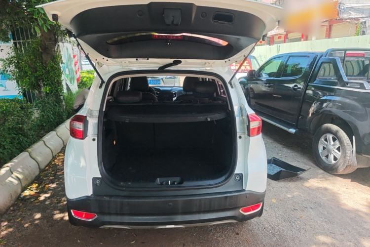 Used CHANGAN CS15 2016 1.5L Automatic Fashion Edition Trunk