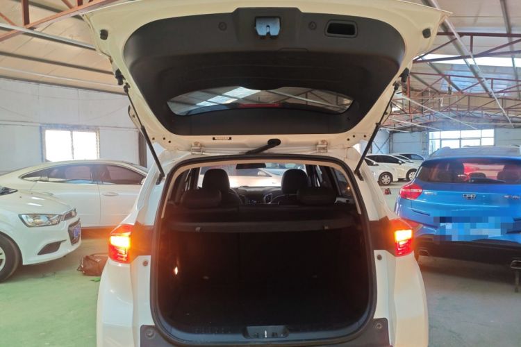 Used CHANGAN CS15 2016 1.5L Automatic Fashion Edition Trunk