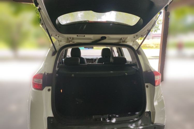 Used CHANGAN CS15 2016 1.5L Automatic Luxury Edition Trunk