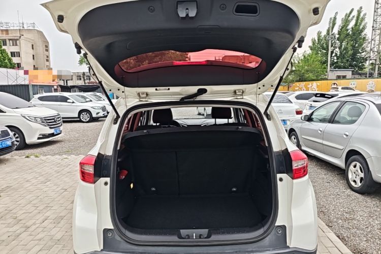 Used CHANGAN CS15 2016 1.5L Manual Fashion Edition Trunk