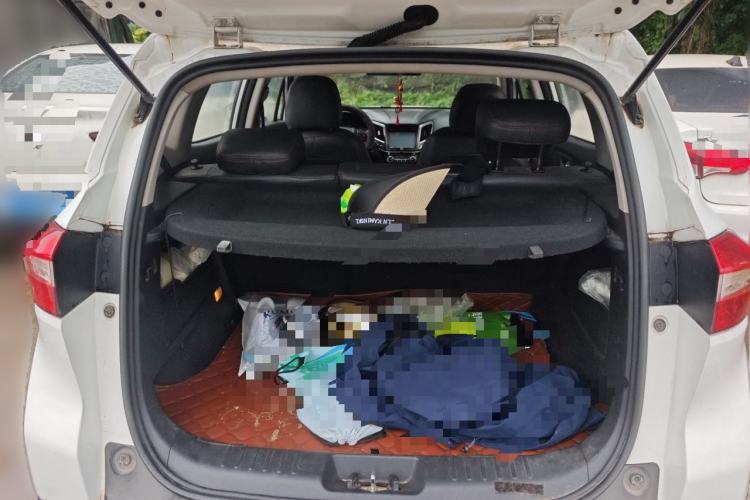 Used CHANGAN CS15 2016 1.5L Manual Fashion Edition Trunk