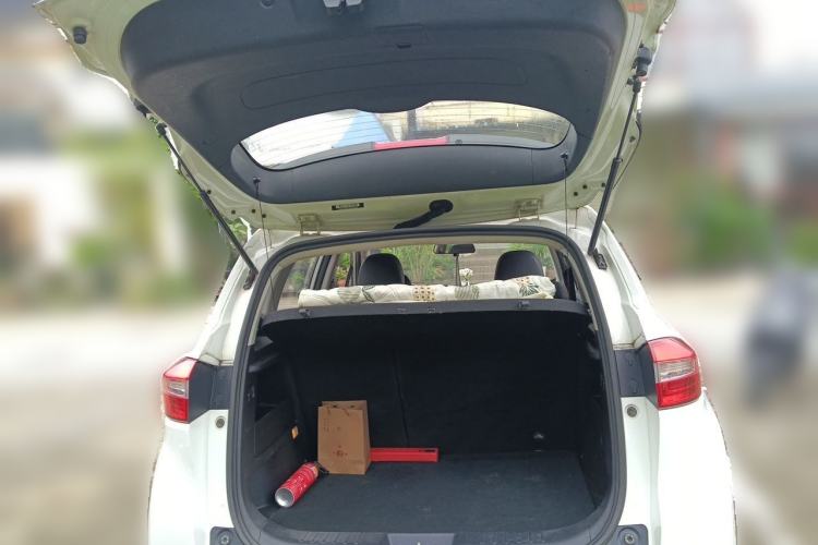 Used CHANGAN CS15 2016 1.5L Manual Fashion Edition Trunk