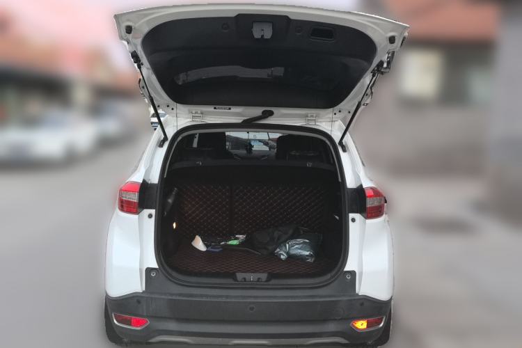 Used CHANGAN CS15 2016 1.5L Automatic Luxury Edition Trunk