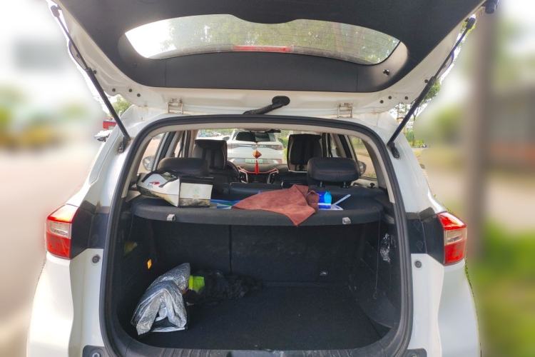 Used CHANGAN CS15 2016 1.5L Manual Fashion Edition Trunk