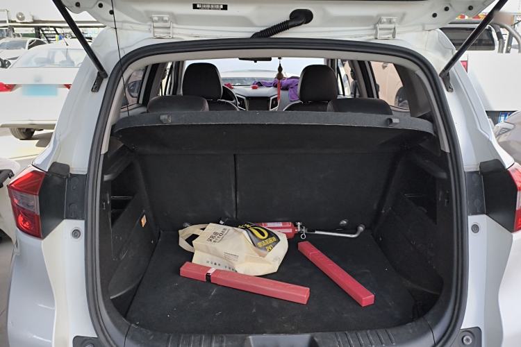 Used CHANGAN CS15 2016 1.5L Manual Luxury Edition Trunk