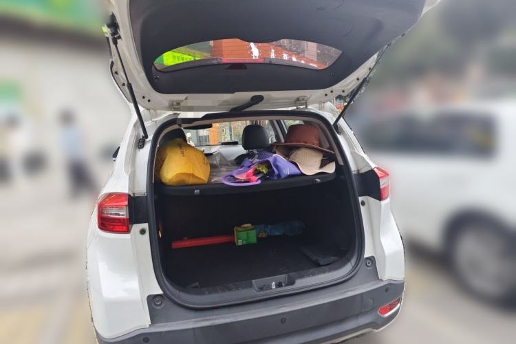 Used CHANGAN CS15 2016 1.5L Manual Fashion Edition Trunk