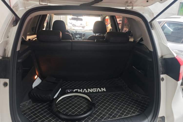 Used CHANGAN CS15 2016 1.5L Automatic Luxury Edition Trunk