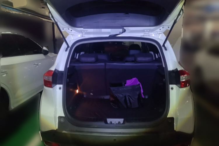 Used CHANGAN CS15 2016 1.5L Automatic Fashion Edition Trunk