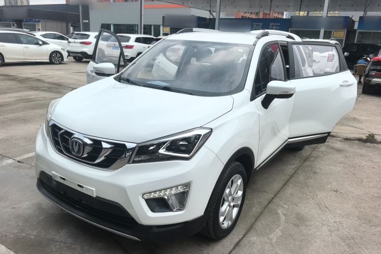 Used CHANGAN CS15 2016 1.5L Manual Fashion Edition Guazi used car, China used car export, Used car for sale, Used  cars, Cheapest cars for sale