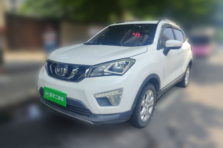 Used CHANGAN CS15 2016 1.5L Automatic Fashion Edition Guazi used car, China used car export, Used car for sale, Used cars, Cheapest cars for sale