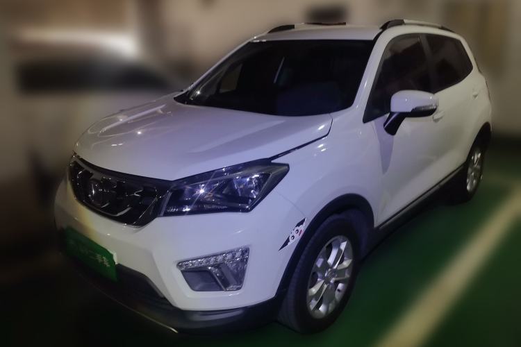 Used CHANGAN CS15 2016 1.5L Automatic Fashion Edition Guazi used car, China used car export, Used car for sale, Used cars, Cheapest cars for sale