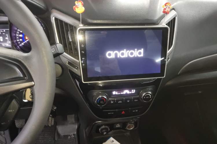 Used CHANGAN CS15 2016 1.5L Manual Fashion Edition Audio And AC Panel