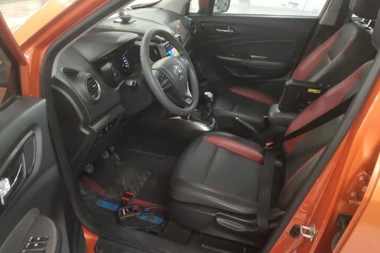 Used CHANGAN CS15 2016 1.5L Manual Fashion Edition Driver Seat