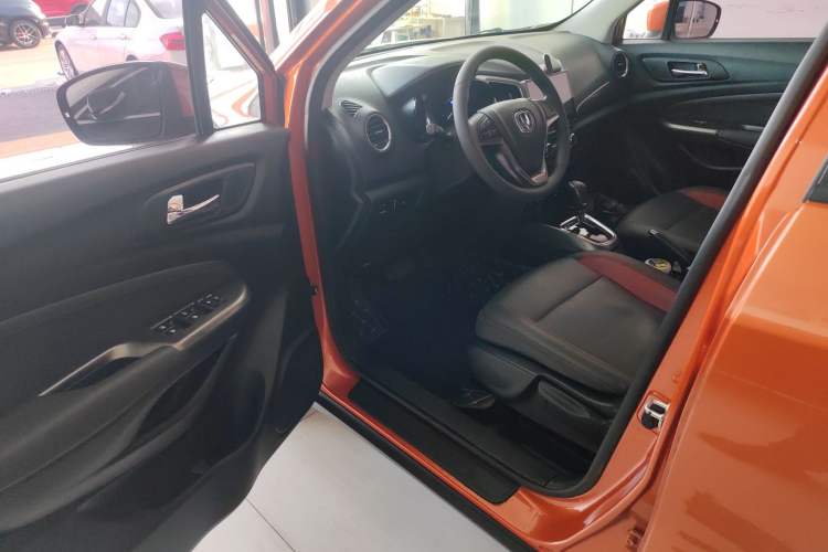 Used CHANGAN CS15 2016 1.5L Automatic Fashion Edition Driver Seat