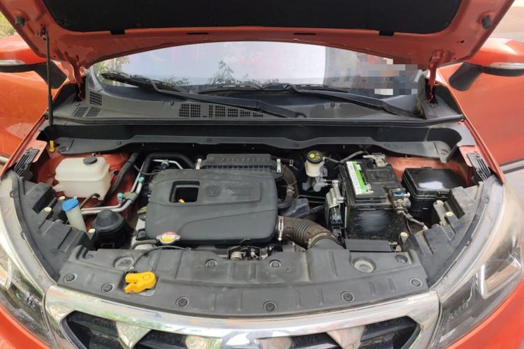 Used CHANGAN CS15 2016 1.5L Automatic Luxury Edition Engine Bay