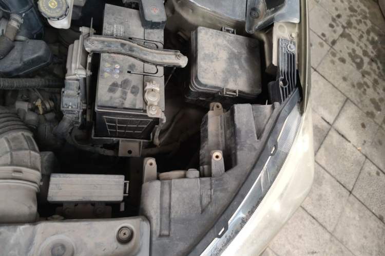 Used CHANGAN CS15 2016 1.5L Manual Comfort Edition Engine Bay Left