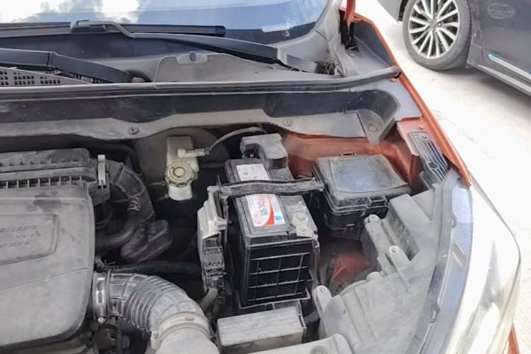 Used CHANGAN CS15 2016 1.5L Manual Luxury Edition Engine Bay Left