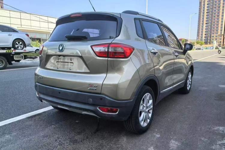 Used CHANGAN CS15 2016 1.5L Automatic Fashion Edition Exterior 4