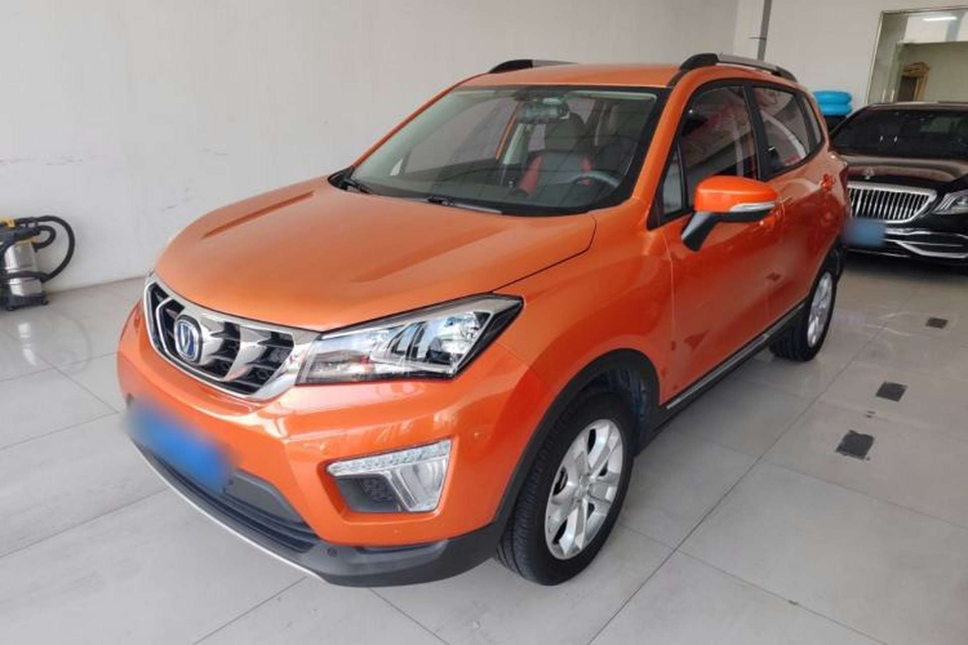 Used CHANGAN CS15 2016 1.5L Automatic Fashion Edition Front Left 45 Deg