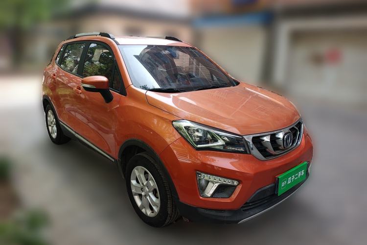 Used CHANGAN CS15 2016 1.5L Automatic Luxury Edition Front Right 45 Deg
