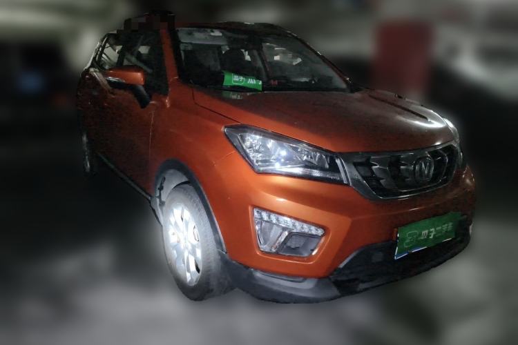 Used CHANGAN CS15 2016 1.5L Manual Fashion Edition Front Right 45 Deg
