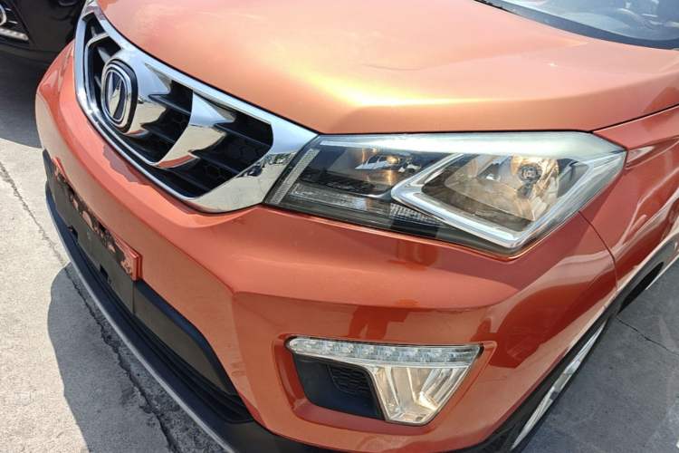 Used CHANGAN CS15 2016 1.5L Manual Fashion Edition Left Front Headlight