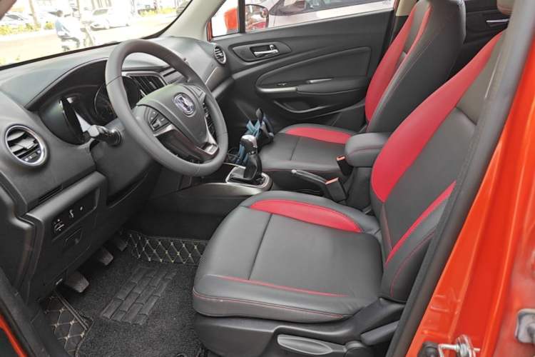 Used CHANGAN CS15 2016 1.5L Manual Fashion Edition Left Front Seat
