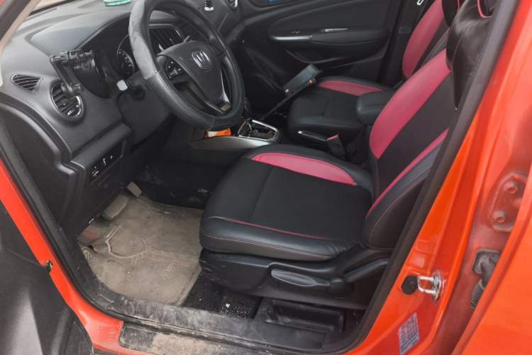 Used CHANGAN CS15 2016 1.5L Automatic Fashion Edition Left Front Seat