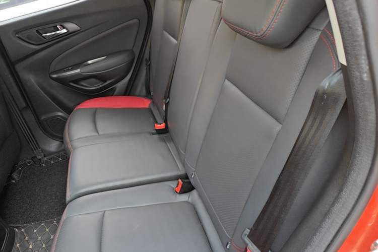Used CHANGAN CS15 2016 1.5L Manual Fashion Edition Left Rear Seat