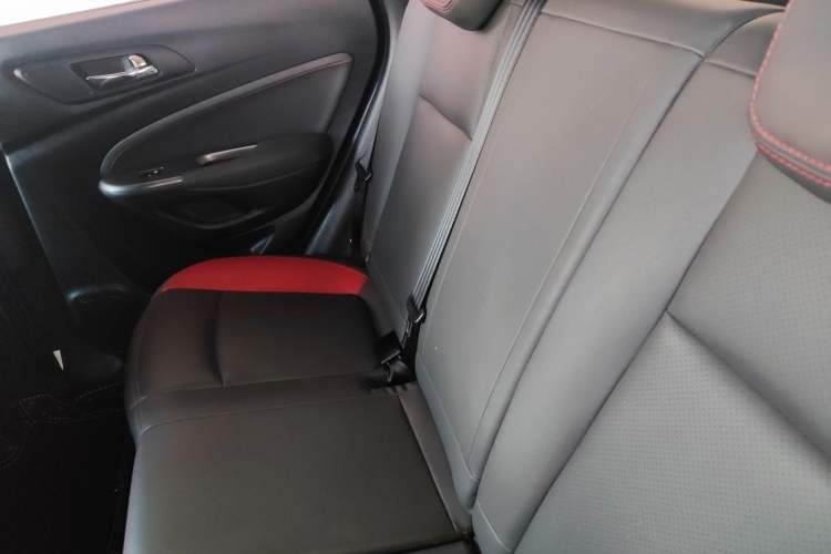 Used CHANGAN CS15 2016 1.5L Automatic Fashion Edition Left Rear Seat