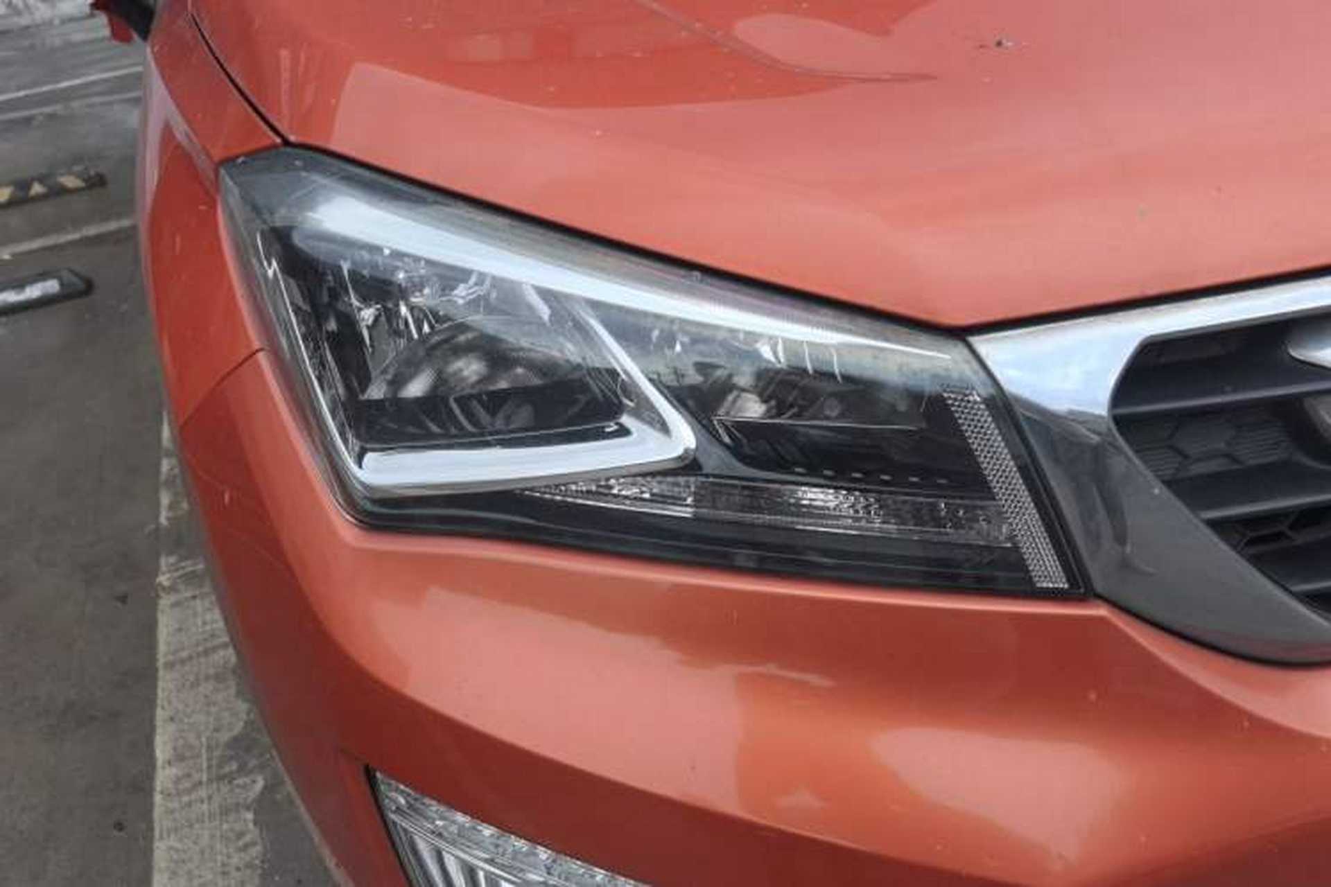 Used CHANGAN CS15 2016 1.5L Manual Luxury Edition Right Front Headlight