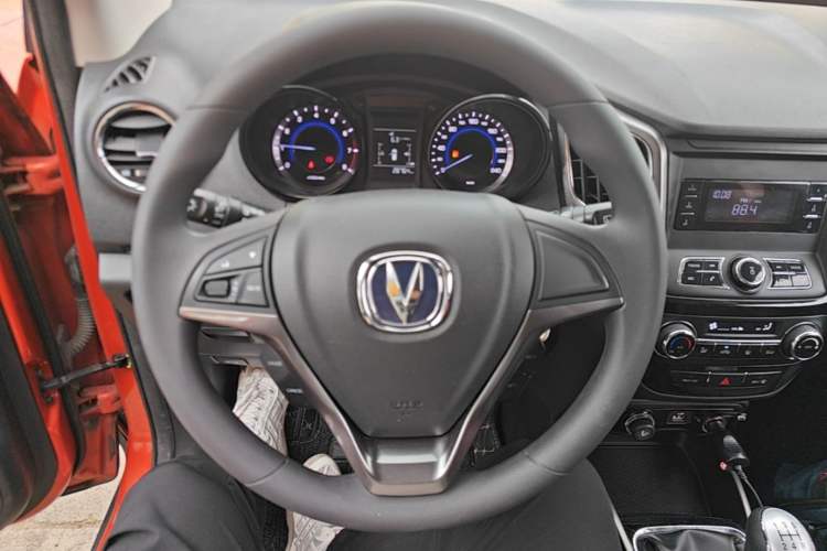 Used CHANGAN CS15 2016 1.5L Manual Fashion Edition Steering Wheel