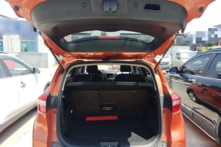 Used CHANGAN CS15 2016 1.5L Manual Fashion Edition Trunk