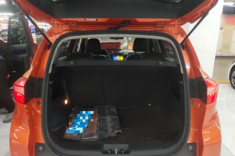 Used CHANGAN CS15 2016 1.5L Manual Fashion Edition Trunk