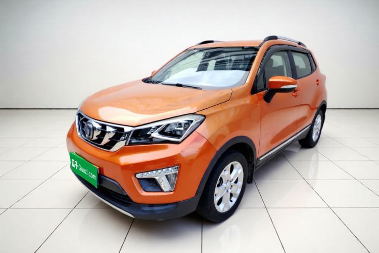 Used CHANGAN CS15 2016 1.5L Automatic Fashion Edition Guazi used car, China used car export, Used car for sale, Used CHANGAN cars, Cheapest cars for sale