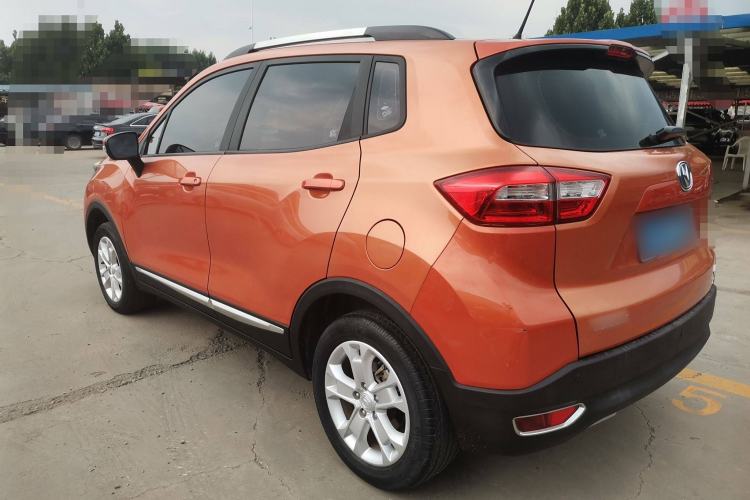 Used CHANGAN CS15 2017 1.5L Automatic Luxury Model with Sunroof Exterior 2