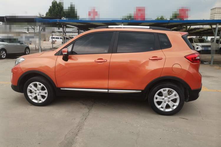 Used CHANGAN CS15 2017 1.5L Automatic Luxury Model with Sunroof Exterior 3